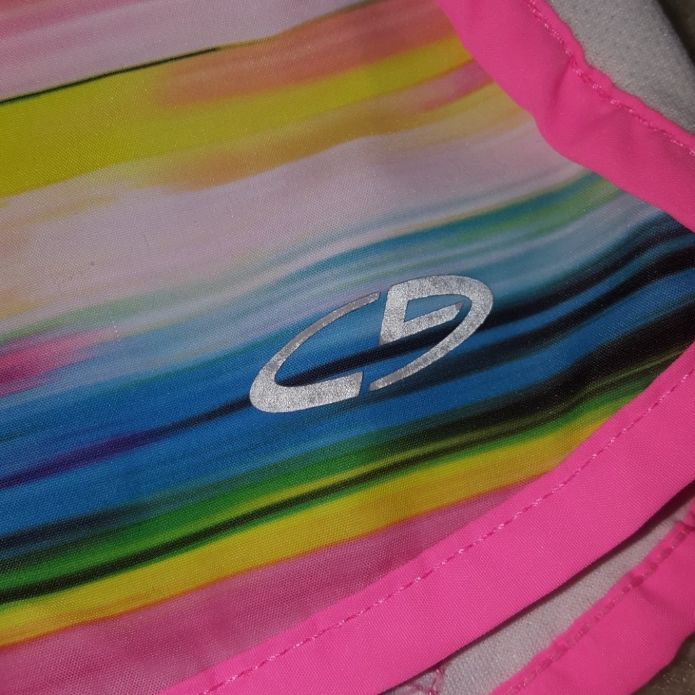 Shorts - Picture 2 of 4